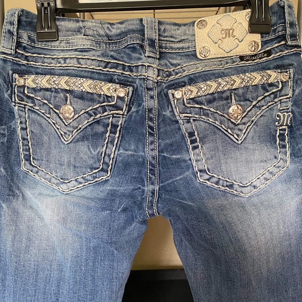 Miss Me boot cut jeans, Size 28.